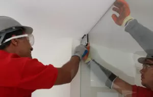 Segurança ao colocar vidro